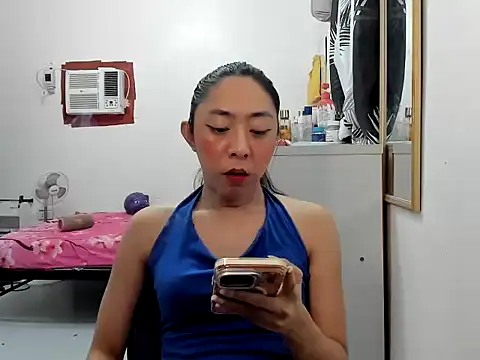 ErikaJayne4u Show Webcam
