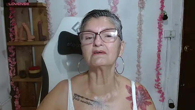 bety-cum2 – Live XXX-chat