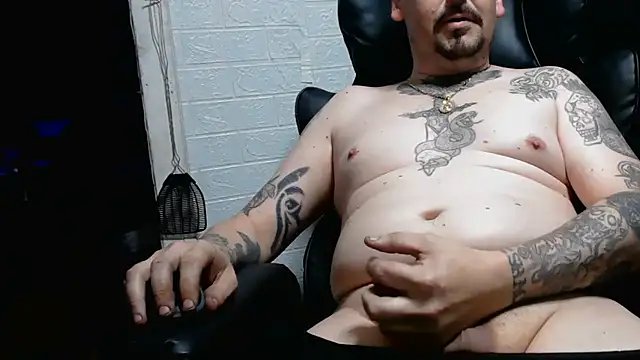 faded206 Show in webcam