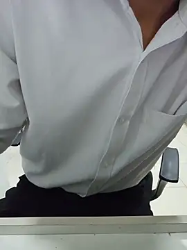RikzAdam 在線直播表演