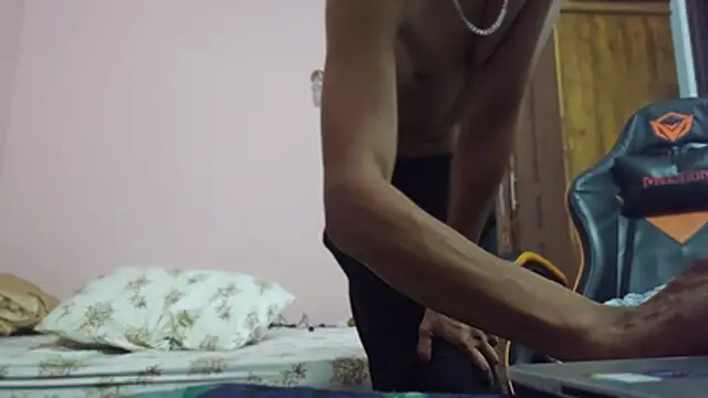 RikzAdam Pertunjukan Webcam