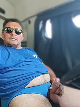 phil_truck_exhib's Webcam Show