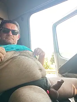 phil_truck_exhib Show in webcam