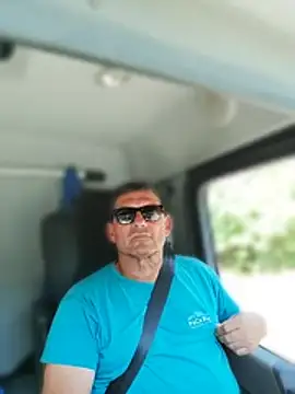 phil_truck_exhib: διαδικτυακό σόου στην κάμερα