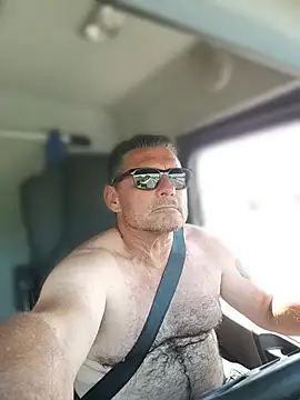 phil_truck_exhib's Webcam Show