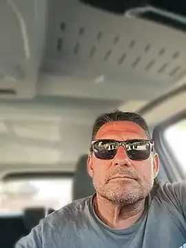 phil_truck_exhib Adlı Modelin Web Kamerası Şovu