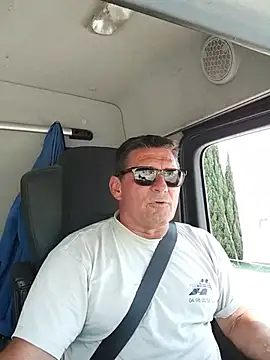 הופעת וובקאם של phil_truck_exhib