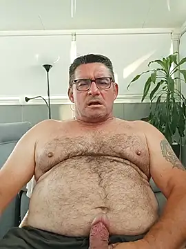 phil_truck_exhib Show in webcam