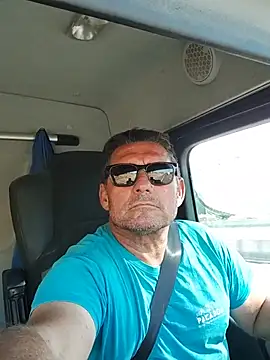 phil_truck_exhib ওয়েবক্যাম শো
