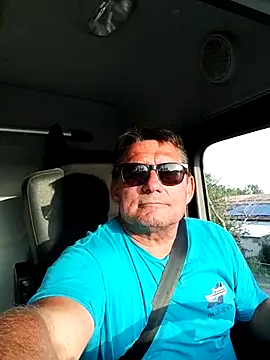 הופעת וובקאם של phil_truck_exhib