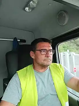 phil_truck_exhib Show Webcam