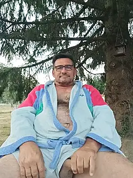 phil_truck_exhib ওয়েবক্যাম শো