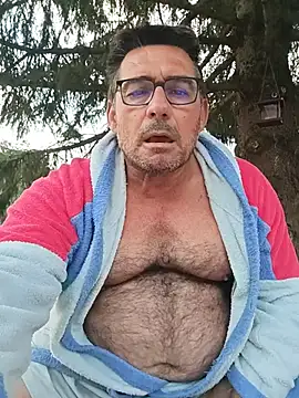 phil_truck_exhib Adlı Modelin Web Kamerası Şovu