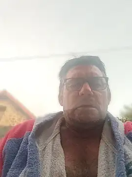 phil_truck_exhib Show Webcam