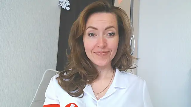 Chatroom XXX en direct de NicoleEunice87
