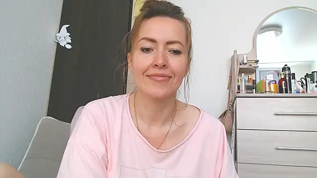 NicoleEunice87 élő XXX-chatje