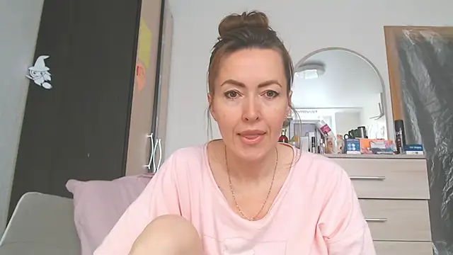 NicoleEunice87n Live XXX chat
