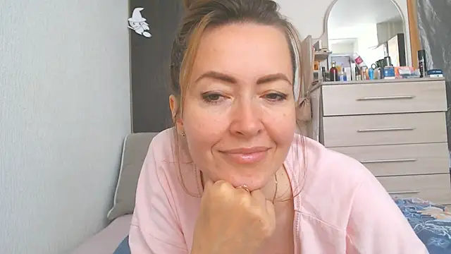 Chatroom XXX en direct de NicoleEunice87