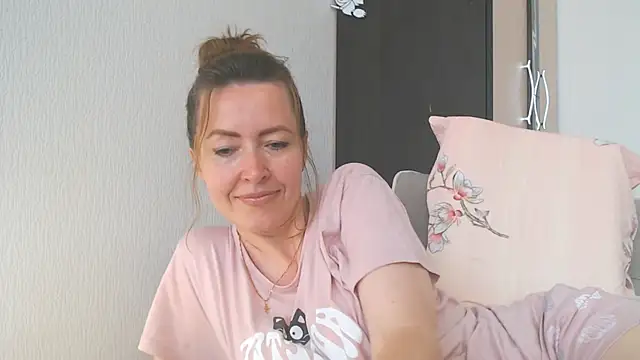 צ'אט XXX בשידור חי של NicoleEunice87