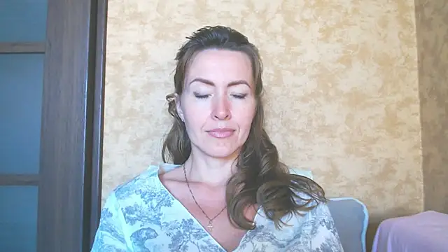Chat +18 de NicoleEunice87 ao vivo