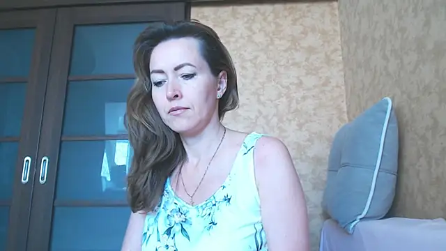 NicoleEunice87 Webcam-Show