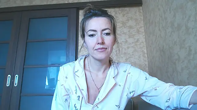 NicoleEunice87 Live XXX-Chat