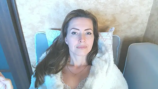 XXX chat uživo modela NicoleEunice87