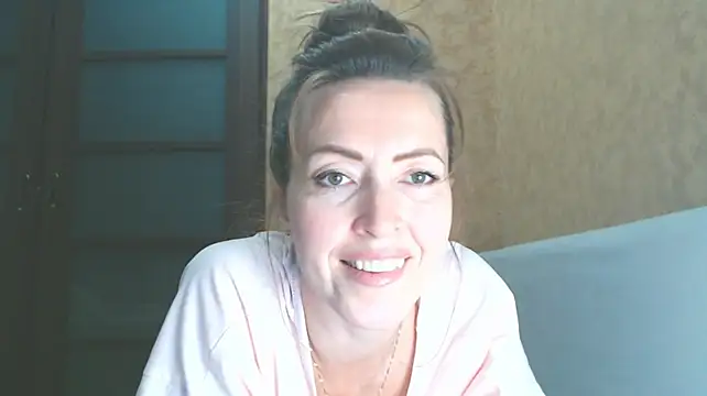 NicoleEunice87n Live XXX chat