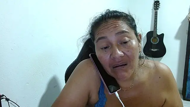 Chat +18 de katia_mature ao vivo