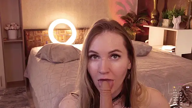 Hello_Lisha's Webcam Show