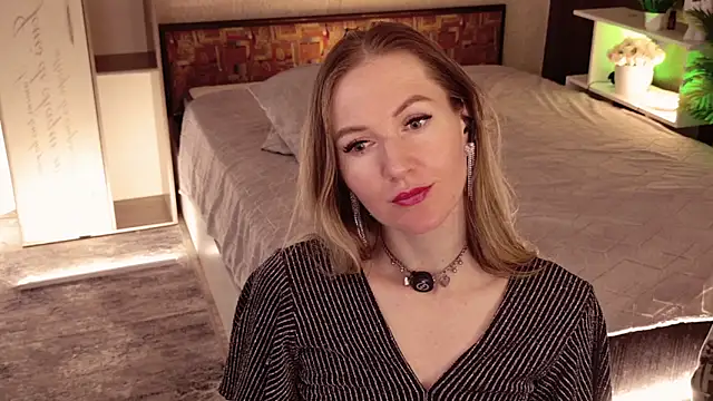 Hello_Lisha Live XXX-chat