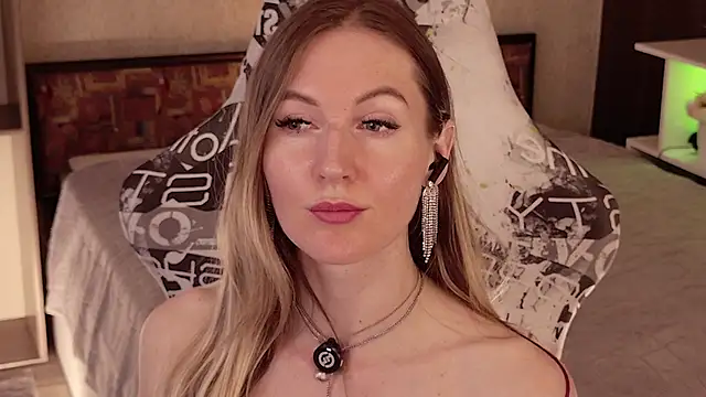 Hello_Lisha's Live XXX Chat