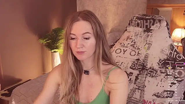 Hello_Lisha's Webcam Show