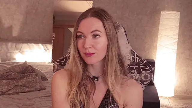 Hello_Lisha's Webcam Show