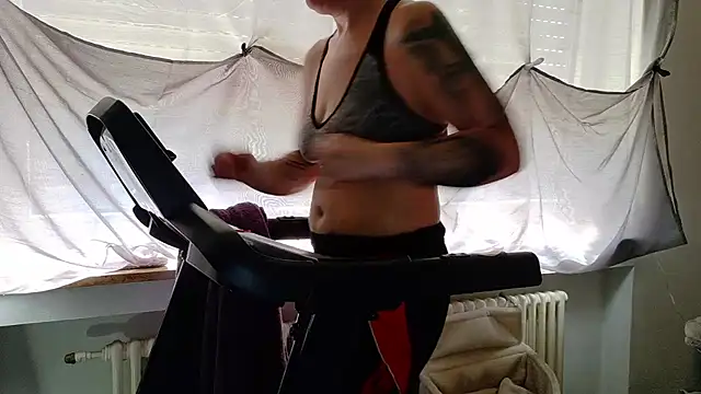 wetgerman_2 Adlı Modelin Canlı XXX Sohbeti