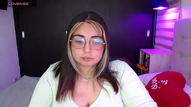 Chat XXX en directo de yini_angel