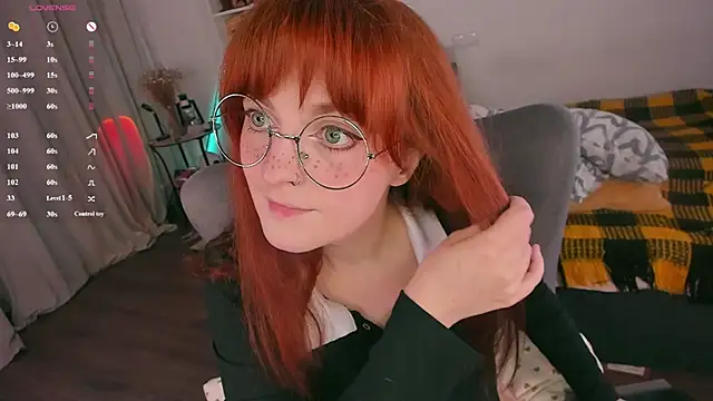 Alice_CutePerv Webcam-Show
