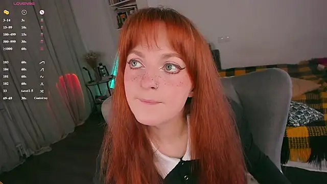 Alice_CutePerv: απευθείας συνομιλία ΧΧΧ
