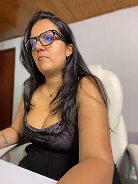 SWEETLILY18 Шоу с уебкамера