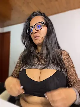 SWEETLILY18's Webcam Show