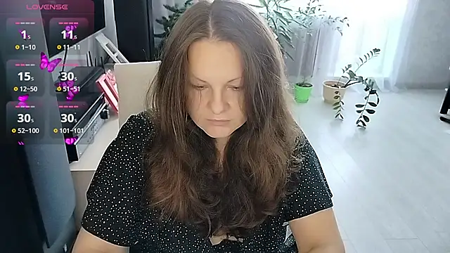 Marla_Singerrr Adlı Modelin Canlı XXX Sohbeti