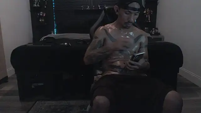 inc25cb@xh Show in webcam