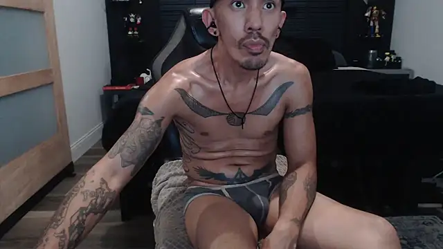 inc25cb@xh Show in webcam