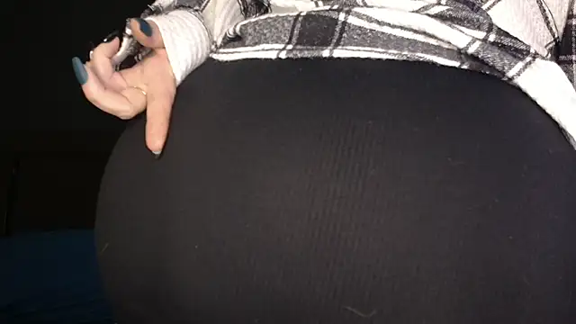 ToxicLilly's Webcam Show