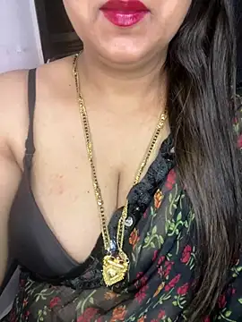 Notty-HotyBhabhi's Live XXX Chat