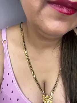 Notty-HotyBhabhi's Live XXX Chat