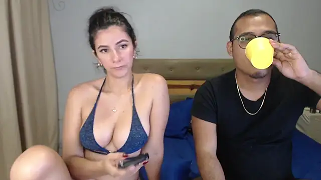 Show modela couplesex_ve na web-kameri