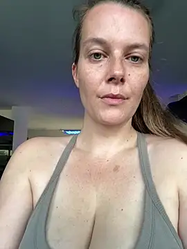 عرض كام newMichelle