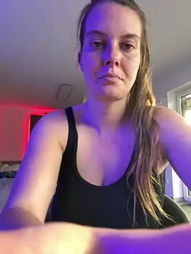 Show modela newMichelle na web-kameri