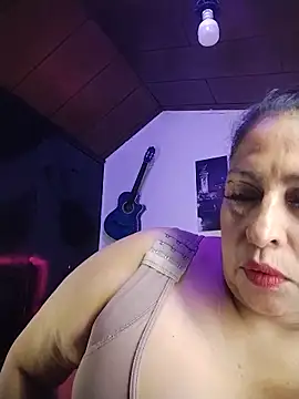 Chat XXX ao vivo de Keyla01_